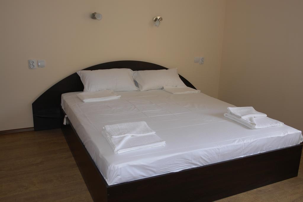 Nadya Holiday Home Krapets  Buitenkant foto